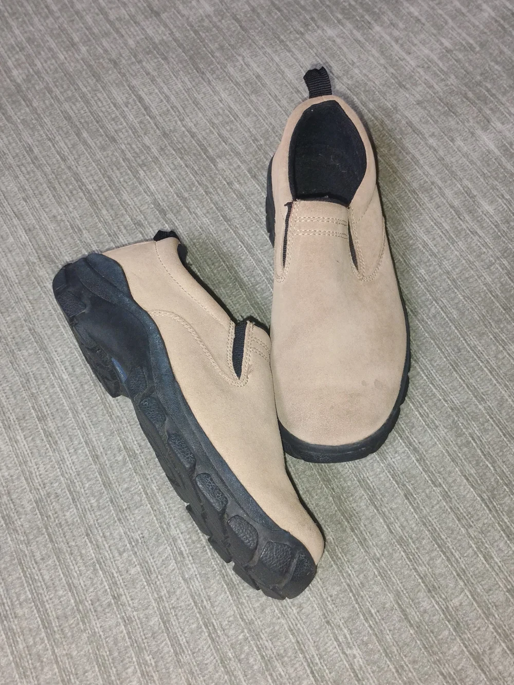 Lands' End Mens Beige Suede Slip On Mocs Comfort Shoes Size 5